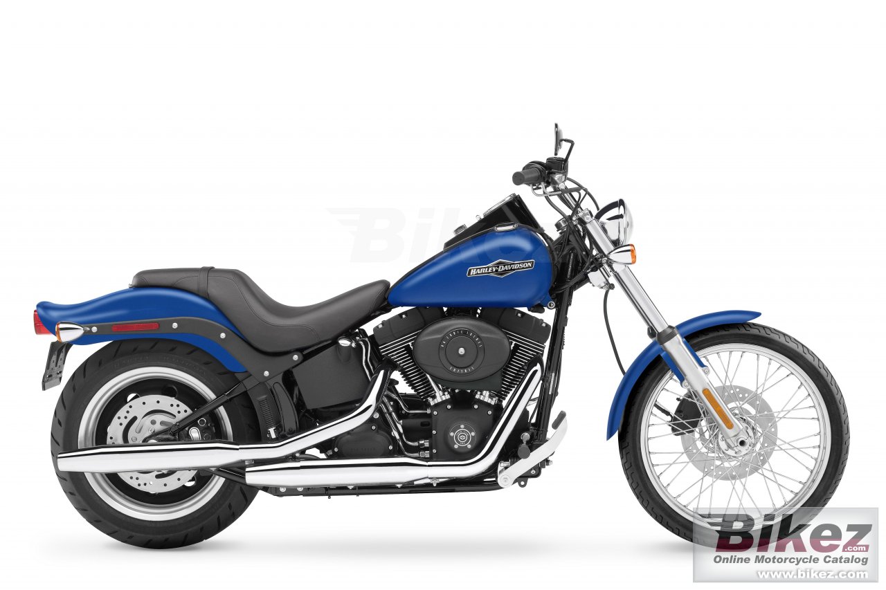 Big Harley-Davidson fxstb softail night train picture and wallpaper from Bikez.com